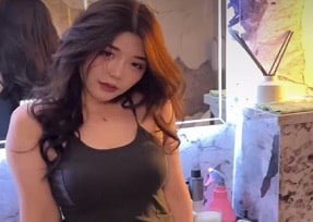 Foda -se sua esposa desmoronou extremamente críticas